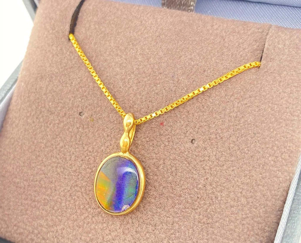 Ammolite Gold Oval Pendant with 8x10mm Gemstone and Chain Left View PN E03371B