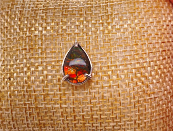 Ammolite Pear Silver Pin PN E10584