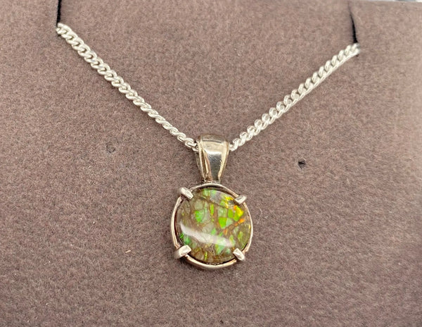 Ammolite Petite Round Silver Pendant Right View PN E20114