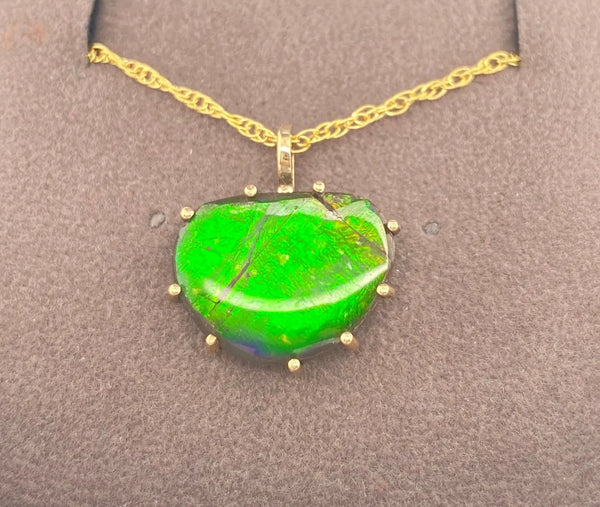 Ammolite Piece of Me Gold Pendant With 14/20 Gold Chain PN: ES157-AA %product from Empire Ammolite