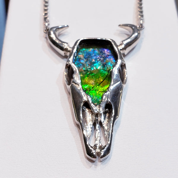 Ammolite Silver Buffalo Pendant with Chain Pn: E20244 %product from Empire Ammolite
