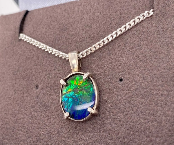 Ammolite Silver Oval Pendant Left View PN E10284
