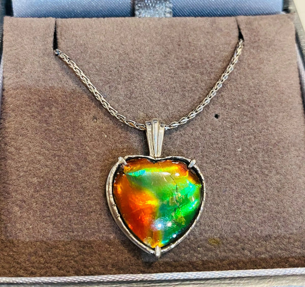 Ammolite Silver Pendant with Heart Shaped Setting PN E21331