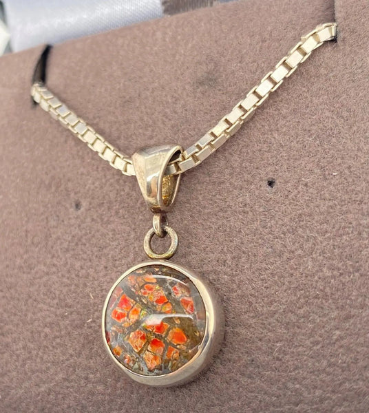 Ammolite Round Pendant Set in Sterling Silver Left View PN E00424H