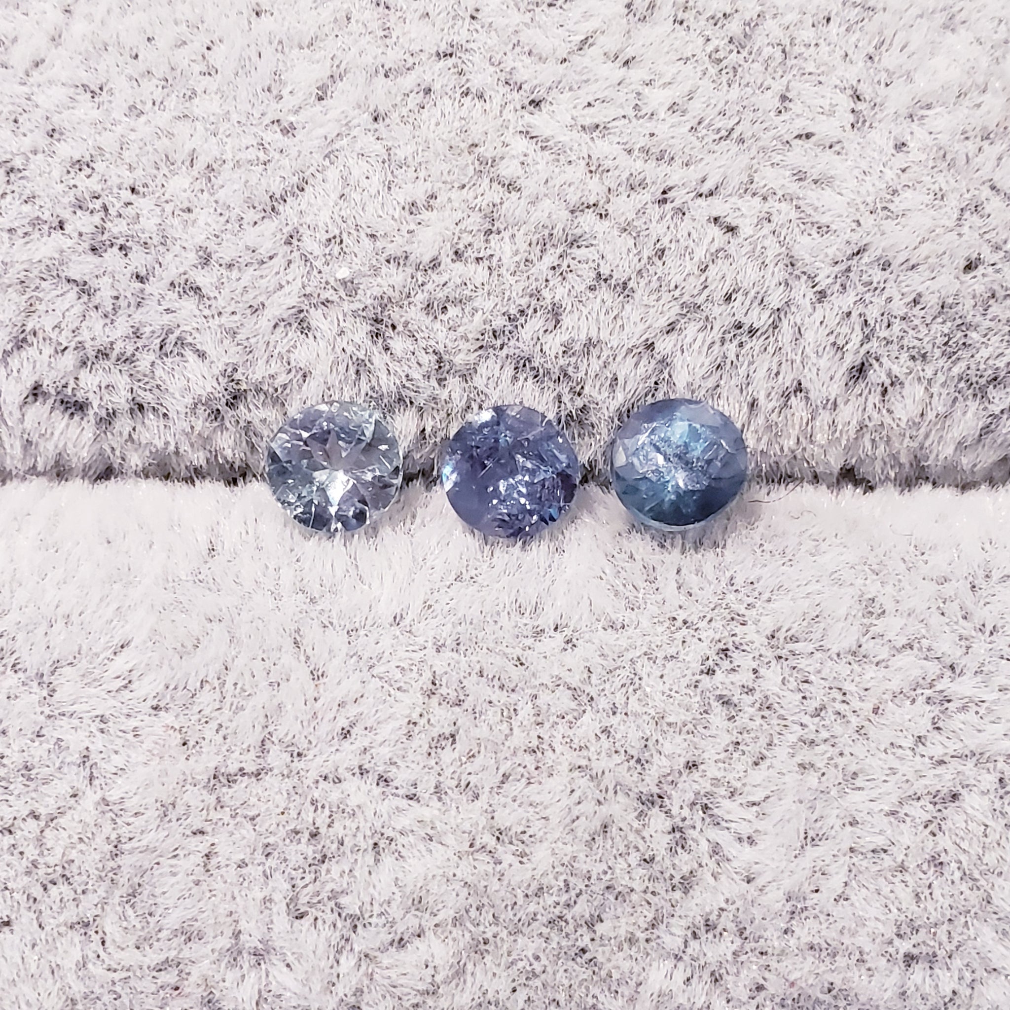 Alexandrite 4mm natural and genuine quality gemstone: E00bundle7
