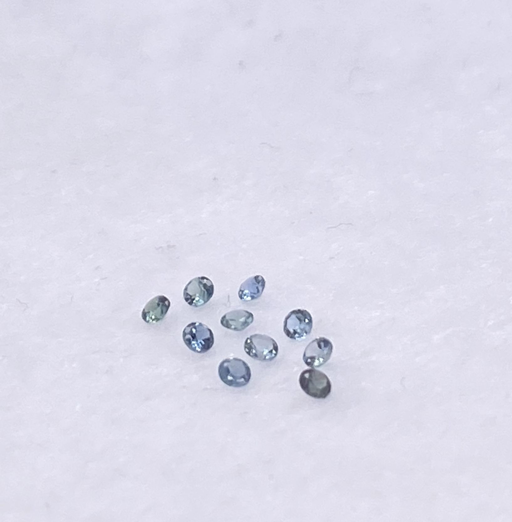 Alexandrite 2mm natural and genuine quality : E00bundle49