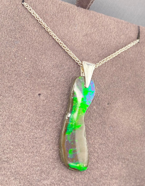 Ammolite Freeform Pendant that is 11x36mm Right View PN E20111