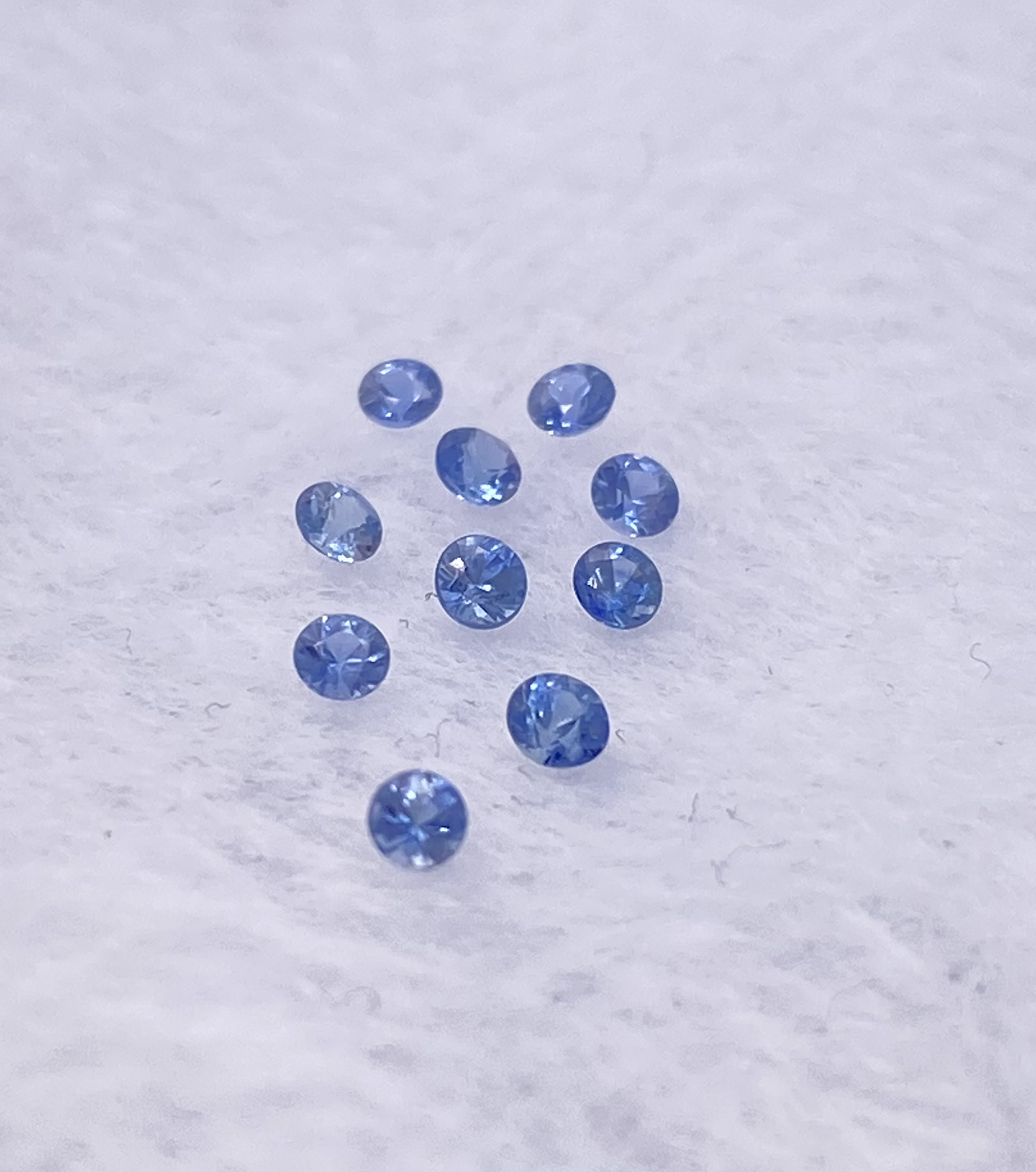 Blue Sapphire 2mm natural and genuine quality : E00bundle52