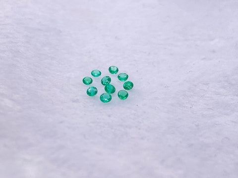 Emerald 2mm natural and genuine quality gemstone: E00bundle48
