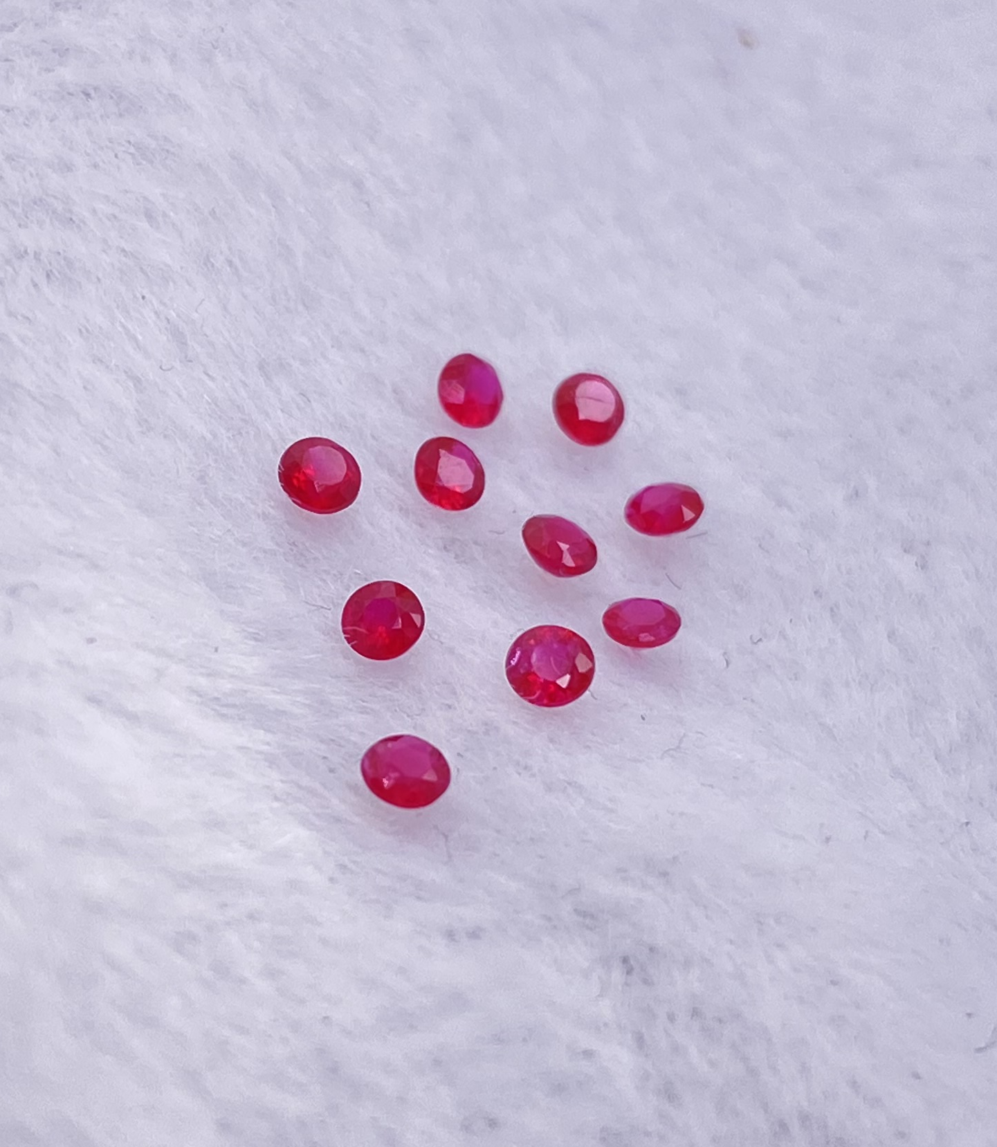 Ruby 2mm natural and genuine quality gemstone : E00bundle50