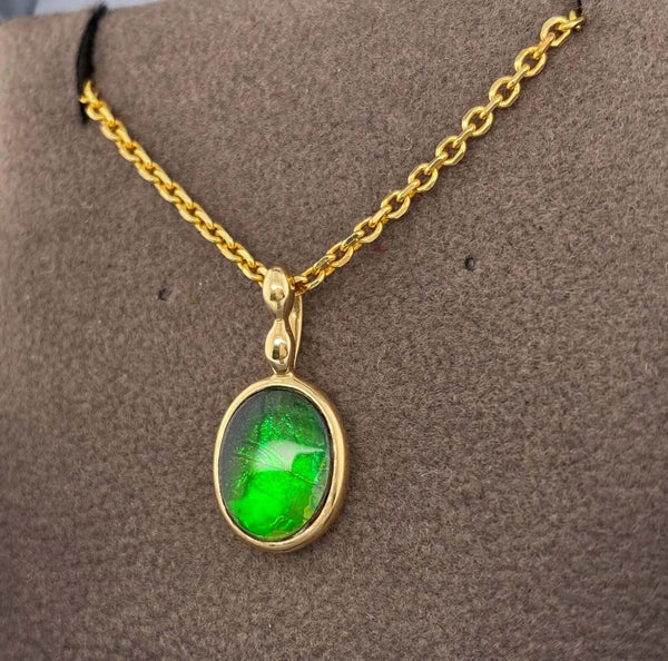 Ammolite Gold Oval Pendant with 8x10mm Gemstone PN E1361Z 