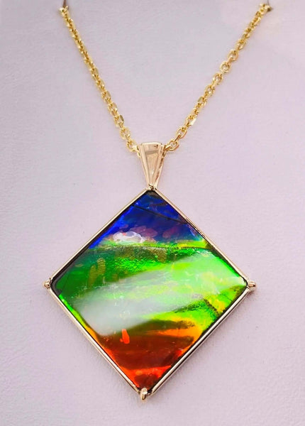 Ammolite Gold Pendant that is 20mm Square Right View  PN E21273 