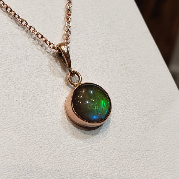 Ammolite Rose Gold Pendant with 12mm Gemstone Pn: E13627 %product from Empire Ammolite