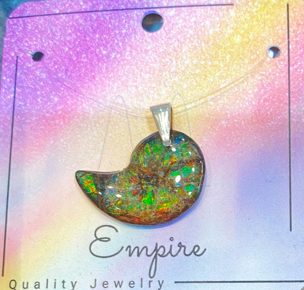 Ammolite Shaped Petite Pendant Set in Silver with a Chain. PN:ES150-BB %product from Empire Ammolite