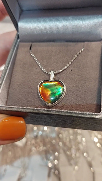 Ammolite Silver Pendant with Heart Shaped Setting Left View PN E21331 