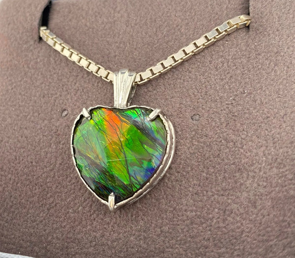 Ammolite Silver Pendant with Heart Shaped Setting Right View PN E21423 