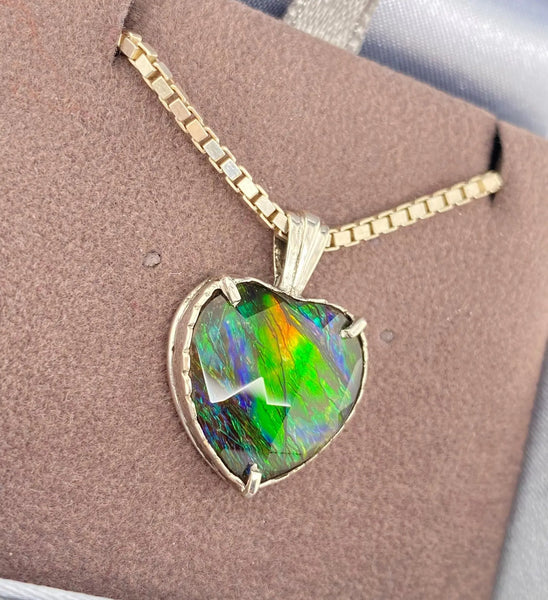 Ammolite Silver Pendant with Heart Shaped Setting Left View PN E21423