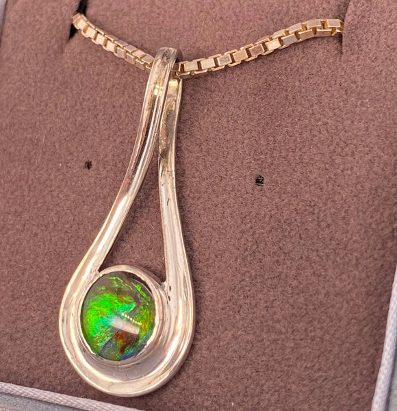Ammolite Silver Pendant with an Infinity Design Left View PN E20423 