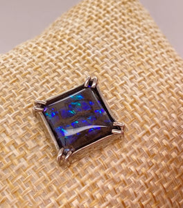 Ammolite Square Silver Left View Pin PN E20104 