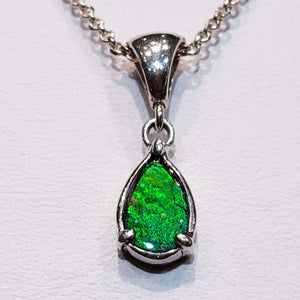 Ammolite Petite Pear Pendant Set in Silver with 8mm Pn: E00423K %product from Empire Ammolite
