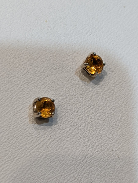 Birthstone Stud Gold Earrings with 4mm Gemstone PN: E676438 %product from Empire Ammolite