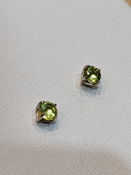 Birthstone Stud Gold Earrings with 4mm Gemstone PN: E676438 %product from Empire Ammolite