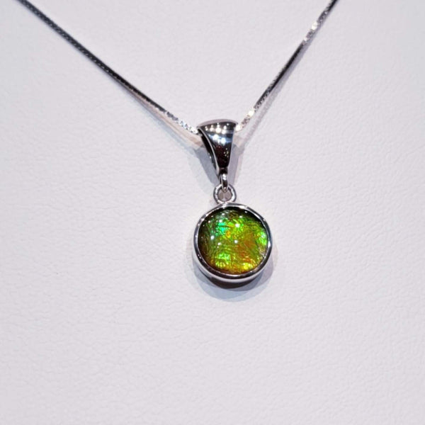 Ammolite Pendant Set in Silver with 10mm Round Gemstone Pn: E10411 %product from Empire Ammolite