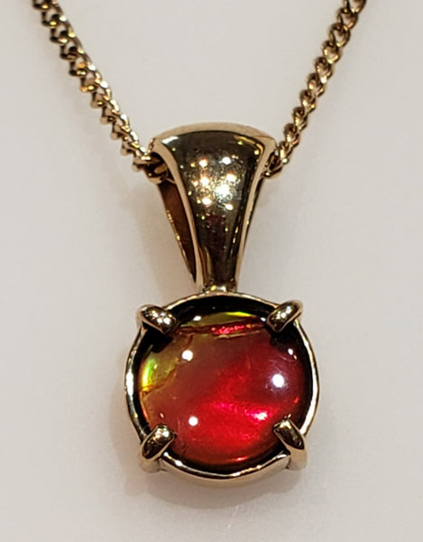 Canadian Ammolite Gold Pendant with Red and Green Flash PN: E20741 %product from Empire Ammolite