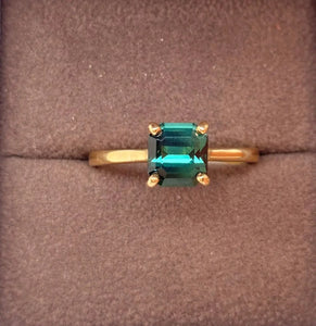 Green Tourmaline Ring with a 1.61ct Gem Set in Gold Ring PN E405G 