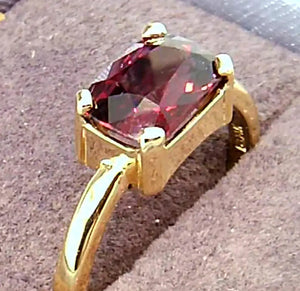Natural 2ct Red Spinel Ring set in Gold PN: E-6511407 %product from Empire Ammolite