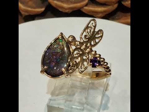 A 14KYG Ring With a 20MM Dragonfly, A 8X12MM GREEN/PURPLE Genuine Ammolite And A 3MM Genuine Amethyst